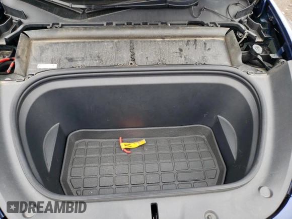 2021 Tesla Model Y Long Range with VIN 5YJYGAEE2MF262571, listed as a Copart auction lot 47309485 with 57,431 mi miles and Salvage Title. Bid and sale history available at carsss.com. Image 12.