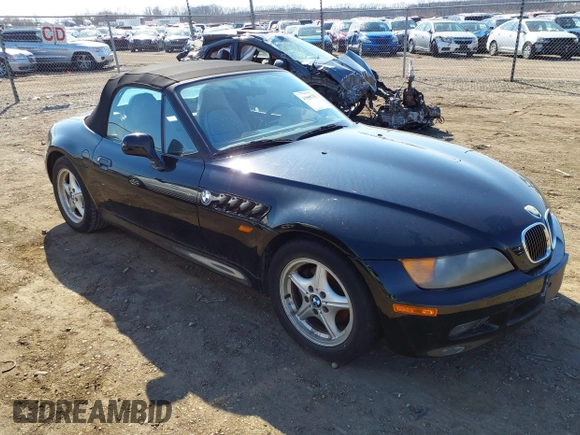 1997 BMW 3 Series 1.9L with VIN 4USCH7324VLB84891, listed as a IAAI auction lot 41666796 with 126,470 mi miles. Bid and sale history available at carsss.com. Image 1.