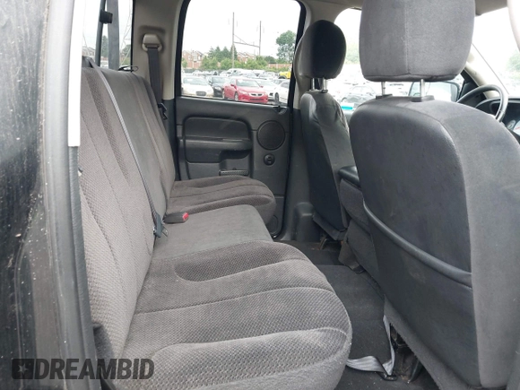 2003 Dodge 1500 ST z VIN 1D7HU18D13J614581, wystawiony jako IAAI lot #42306170 z przebiegiem 148 305 mil mil oraz . Historia ofert i sprzedaży dostępna na DreamBid. Obrazek 8.