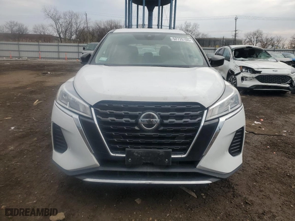 2021 Nissan Kicks S with VIN 3N1CP5BV0ML497299, listed as a Copart auction lot 52726105 with 35,742 mi miles and Clean Title. Bid and sale history available at carsss.com. Image 5.