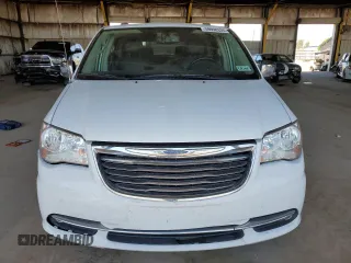 2014 Chrysler Town & Country Touring L 30th Anniversary z VIN 2C4RC1CG8ER338966, wystawiony jako Copart lot #59998335 z przebiegiem 171 121 mil mil oraz Czysty tytuł • Clean title. Historia ofert i sprzedaży dostępna na DreamBid. Obrazek 5.
