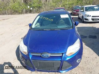 2012 Ford Focus SE z VIN 1FAHP3K28CL297610, wystawiony jako IAAI lot #41999068 z przebiegiem 164 482 mil mil oraz . Historia ofert i sprzedaży dostępna na DreamBid. Obrazek 12.