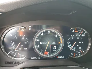 2019 Cadillac CTS-V z VIN 1G6A15S66K0102506, wystawiony jako Copart lot #43703775 z przebiegiem 50 214 mil mil oraz Tytuł czysty. Historia ofert i sprzedaży dostępna na DreamBid. Obrazek 9.