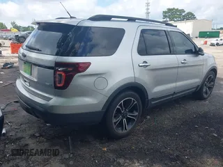 2014 Ford Explorer Sport with VIN 1FM5K8GT3EGA78264, listed as a IAAI auction lot 42532253 with 197,753 mi miles and . Bid and sale history available at DreamBid. Image 4.