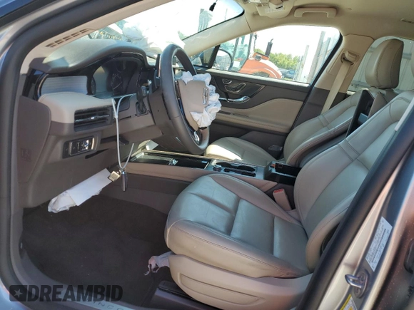2022 Lincoln Corsair Standard with VIN 5LMCJ1C9XNUL25337, listed as a Copart auction lot 48979155 with 26,811 mi miles and Non repairable. Bid and sale history available at DreamBid. Image 7.