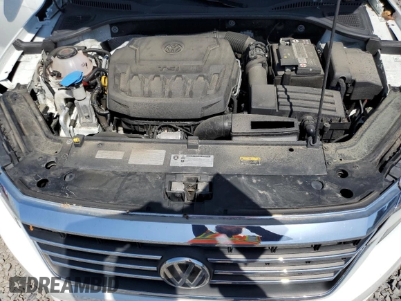 2020 Volkswagen Passat SE z VIN 1VWSA7A38LC025493, wystawiony jako Copart lot #60131125 z przebiegiem 45 060 mil mil oraz Szkoda całkowita • Salvage title. Historia ofert i sprzedaży dostępna na DreamBid. Obrazek 11.