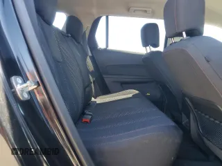 2017 GMC Terrain SLE z VIN 2GKFLSEK1H6331796, wystawiony jako Copart lot #57472455 z przebiegiem 79 091 mil mil oraz Tytuł czysty. Historia ofert i sprzedaży dostępna na DreamBid. Obrazek 11.