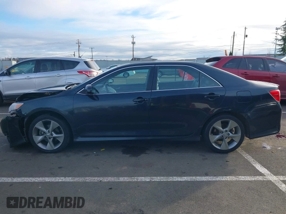 2014 Toyota Camry L with VIN 4T1BF1FK1EU396294, listed as a IAAI auction lot 41267658 with 120,898 mi miles. Bid and sale history available at carsss.com. Image 14.