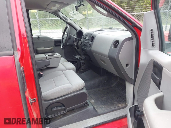 2004 Ford F-150 XL with VIN 1FTRF12W44NB63112, listed as a IAAI auction lot 41945087 with 1 mi miles. Bid and sale history available at carsss.com. Image 5.