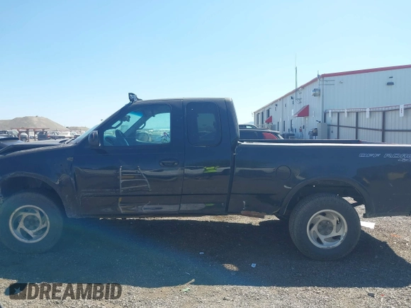 2001 Ford F-150 XL z VIN 2FTRX18L41CA04375, wystawiony jako IAAI lot #42443767 z przebiegiem 345 170 mil mil oraz . Historia ofert i sprzedaży dostępna na DreamBid. Obrazek 15.