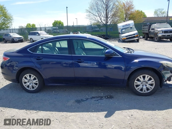 2010 Mazda 6 i Sport with VIN 1YVHZ8BH9A5M24754, listed as a IAAI auction lot 42103941 with 208,195 mi miles. Bid and sale history available at carsss.com. Image 12.