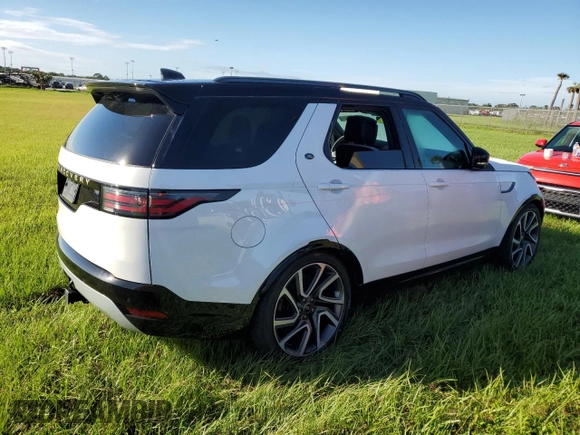 2024 Land Rover Discovery Metropolitan Edition with VIN SALRW4EU0R2487736, listed as a Copart auction lot 74706014 with 0 mi miles and Non Repairable. Bid and sale history available at carsss.com. Image 3.