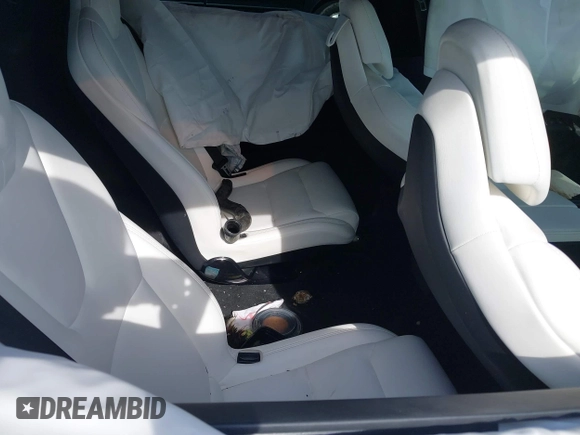 2019 Tesla Model X 75D with VIN 5YJXCBE23KF183801, listed as a IAAI auction lot 41757119 with 1 mi miles. Bid and sale history available at carsss.com. Image 8.