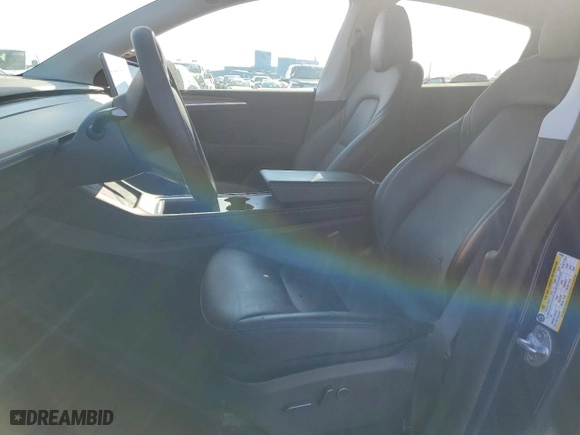 2022 Tesla Model Y Long Range with VIN 7SAYGDEE7NA019888, listed as a Copart auction lot 43017605 with 0 mi miles and Salvage Title. Bid and sale history available at carsss.com. Image 7.