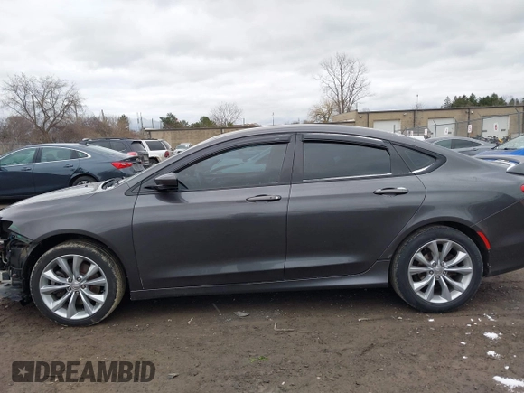 2015 Chrysler 200 S with VIN 1C3CCCBG9FN516065, listed as a IAAI auction lot 41921668 with 162,801 mi miles. Bid and sale history available at carsss.com. Image 15.