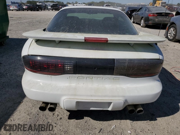 1996 Pontiac Firebird Formula with VIN 2G2FV22P7T2224391, listed as a Copart auction lot 49730685 with 176,552 mi miles and Clean title. Bid and sale history available at DreamBid. Image 6.