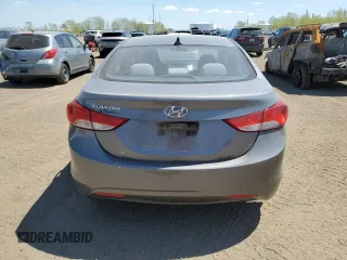 2013 Hyundai Elantra GLS z VIN 5NPDH4AE0DH194355, wystawiony jako Copart lot #57059235 z przebiegiem 199 999 mil mil oraz Szkoda całkowita • Salvage title. Historia ofert i sprzedaży dostępna na DreamBid. Obrazek 6.