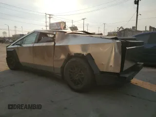 2024 Tesla Cybertruck Cyberbeast z VIN 7G2CEHEEXRA035106, wystawiony jako Copart lot #88135895 z przebiegiem 1362 mil mil oraz Szkody całkowita. Historia ofert i sprzedaży dostępna na DreamBid. Obrazek 2.