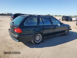 1999 BMW 5 Series 528iAt with VIN WBADP6345XBV62020, listed as a Copart auction lot 46804705 with 221,575 mi miles and Salvage Title. Bid and sale history available at carsss.com. Image 3.