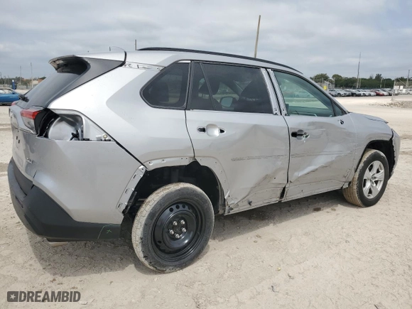 2020 Toyota RAV4 XLE with VIN 2T3W1RFV1LC073250, listed as a Copart auction lot 52555405 with 40,998 mi miles and Clean Title. Bid and sale history available at carsss.com. Image 3.