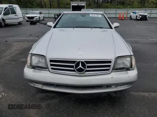 2001 Mercedes-Benz SL 500 z VIN WDBFA68F31F195902, wystawiony jako Copart lot #58252595 z przebiegiem 156 732 mil mil oraz Czysty tytuł • Clean title. Historia ofert i sprzedaży dostępna na DreamBid. Obrazek 5.