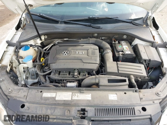 2014 Volkswagen Passat S с VIN 1VWAT7A34EC061268, выставлен на аукционе IAAI как лот 42288756 с пробегом 104 477 миль миль и . История ставок и продаж доступна на DreamBid. Изображение 10.