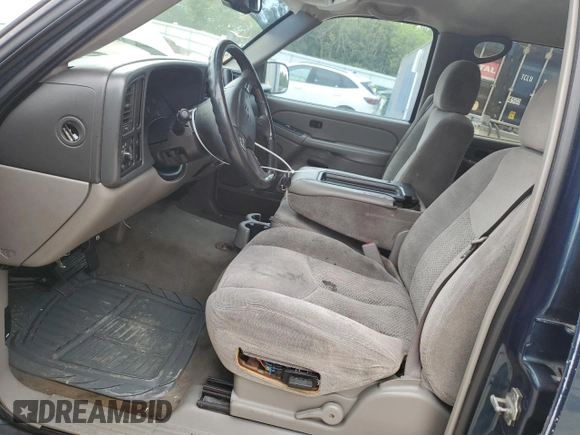 2005 Chevrolet Avalanche LS z VIN 3GNEC12Z55G273217, wystawiony jako Copart lot #60376605 z przebiegiem 265 479 mil mil oraz Czysty tytuł • Clean title. Historia ofert i sprzedaży dostępna na DreamBid. Obrazek 7.