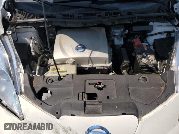 2015 Nissan LEAF SV с VIN 1N4AZ0CP8FC313572, выставлен на аукционе Copart как лот 63678045 с пробегом 61 794 миль миль и Списание • Salvage title. История ставок и продаж доступна на DreamBid. Изображение 11.