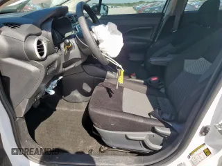2023 Nissan Versa S z VIN 3N1CN8DV3PL837389, wystawiony jako Copart lot #52344195 z przebiegiem 26 249 mil mil oraz Szkoda całkowita • Salvage title. Historia ofert i sprzedaży dostępna na DreamBid. Obrazek 7.