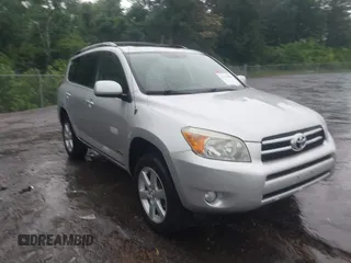 2008 Toyota RAV4 Limited с VIN JTMBD31V086071846, выставлен на аукционе IAAI как лот 42324666 с пробегом 134 696 миль миль и . История ставок и продаж доступна на DreamBid. Изображение 1.