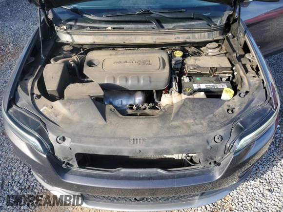 2019 Jeep Cherokee Limited z VIN 1C4PJLDB8KD454114, wystawiony jako Copart lot #57780995 z przebiegiem 125 266 mil mil oraz Szkoda całkowita • Salvage title. Historia ofert i sprzedaży dostępna na DreamBid. Obrazek 12.