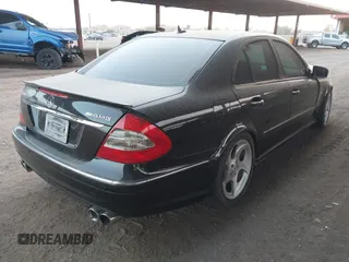 2007 Mercedes-Benz E 63 AMG with VIN WDBUF77X77B127711, listed as a IAAI auction lot 41185489 with 117,590 mi miles and . Bid and sale history available at carsss.com. Image 4.