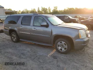 2012 GMC Yukon XL Denali with VIN 1GKS2MEF8CR200877, listed as a Copart auction lot 53282365 with 267,265 mi miles and Salvage Title. Bid and sale history available at carsss.com. Image 4.