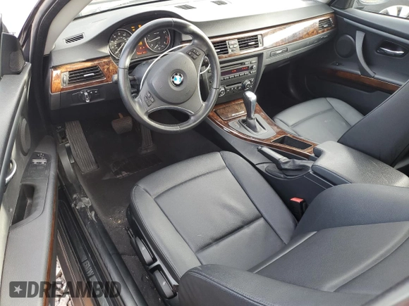 2013 BMW 3 Series 328i z VIN WBAKE5C59DJ106927, wystawiony jako Copart lot #87080214 z przebiegiem 66 839 mil mil oraz Szkoda całkowita • Salvage title. Historia ofert i sprzedaży dostępna na DreamBid. Obrazek 8.