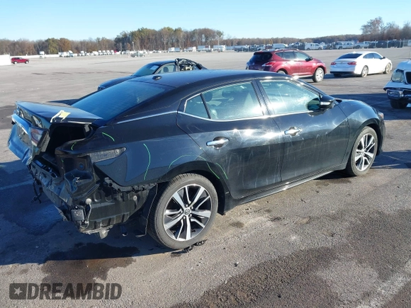 2020 Nissan Maxima SV with VIN 1N4AA6CV0LC371891, listed as a IAAI auction lot 40829323 with 90,339 mi miles. Bid and sale history available at carsss.com. Image 4.