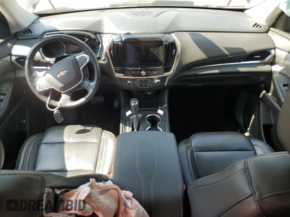2020 Chevrolet Traverse LT with VIN 1GNERHKW1LJ301085, listed as a Copart auction lot 55401435 with 113,761 mi miles and Salvage title. Bid and sale history available at DreamBid. Image 8.