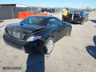 2017 Mercedes-Benz SLC with VIN WDDPK3JA1HF136086, listed as a IAAI auction lot 41118978 with 75,218 mi miles. Bid and sale history available at carsss.com. Image 4.