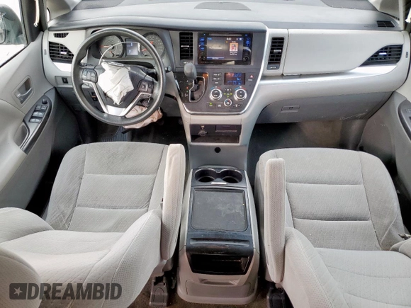 2017 Toyota Sienna LE Auto Access Seat with VIN 5TDKZ3DC5HS861042, listed as a Copart auction lot 60690025 with 85,021 mi miles and Salvage title. Bid and sale history available at DreamBid. Image 8.