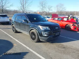2017 Ford Explorer Sport with VIN 1FM5K8GT9HGA52532, listed as a IAAI auction lot 41607362 with 117,595 mi miles and . Bid and sale history available at carsss.com. Image 1.
