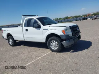 2013 Ford F-150 XL z VIN 1FTNF1EF6DKD29447, wystawiony jako IAAI lot #42634209 z przebiegiem 130 006 mil mil oraz . Historia ofert i sprzedaży dostępna na DreamBid. Obrazek 1.