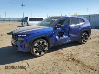 2023 BMW XM z VIN 5YM23CS07P9S31800, wystawiony jako Copart lot #75838874 z przebiegiem 13 661 mil mil oraz Szkody całkowita. Historia ofert i sprzedaży dostępna na DreamBid. Obrazek 1.