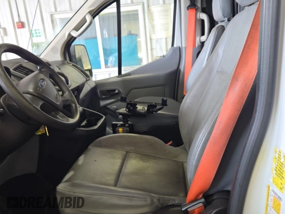 2016 Ford Transit Cargo z VIN 1FTYE1YM9GKB19505, wystawiony jako IAAI lot #42774251 z przebiegiem 252 184 mil mil oraz . Historia ofert i sprzedaży dostępna na DreamBid. Obrazek 41.