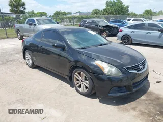 2013 Nissan Altima S with VIN 1N4AL2EP2DC226337, listed as a IAAI auction lot 42060854 with 161,225 mi miles and . Bid and sale history available at DreamBid. Image 1.