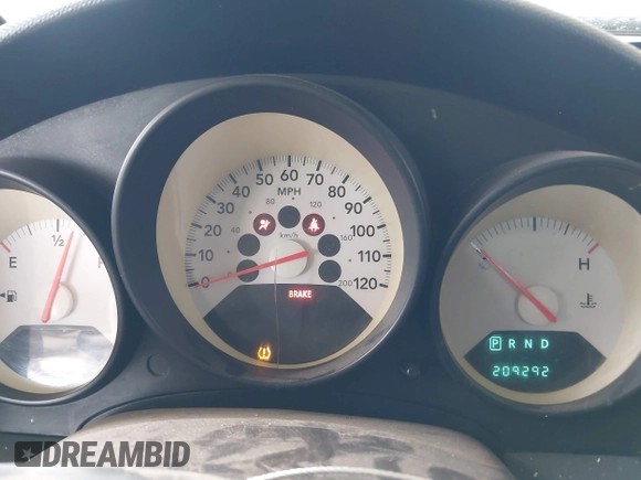 2008 Dodge Caliber SE with VIN 1B3HB28B38D656519, listed as a IAAI auction lot 42152064 with 209,292 mi miles. Bid and sale history available at carsss.com. Image 7.