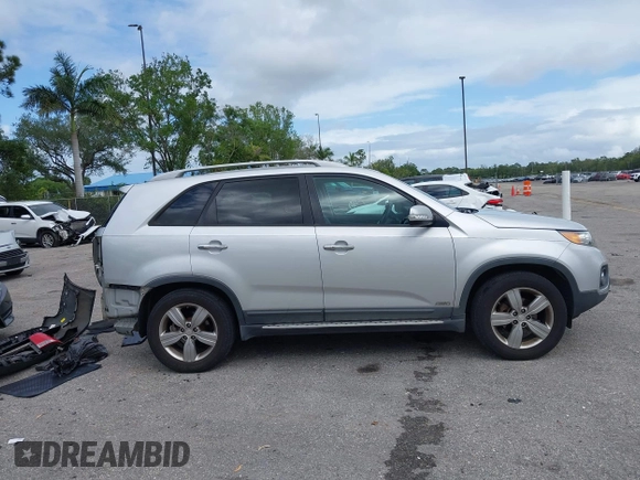 2012 Kia Sorento EX with VIN 5XYKUDA20CG206132, listed as a IAAI auction lot 42018015 with 138,158 mi miles. Bid and sale history available at carsss.com. Image 13.