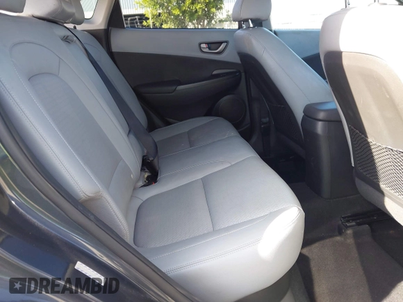 2018 Hyundai Kona Limited with VIN KM8K33A59JU085597, listed as a IAAI auction lot 41804485 with 142,172 mi miles. Bid and sale history available at carsss.com. Image 8.