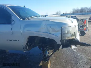 2008 Chevrolet Silverado 1500 LTZ with VIN 2GCEK133781213281, listed as a IAAI auction lot 41408471 with 241,389 mi miles. Bid and sale history available at carsss.com. Image 19.