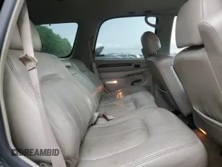 2002 Cadillac Escalade z VIN 1GYEC63T02R217174, wystawiony jako Copart lot #60339985 z przebiegiem 229 326 mil mil oraz Czysty tytuł • Clean title. Historia ofert i sprzedaży dostępna na DreamBid. Obrazek 10.