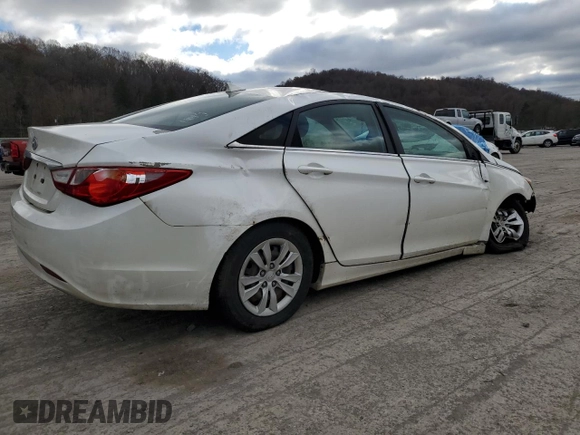 2013 Hyundai Sonata GLS with VIN 5NPEB4AC4DH572472, listed as a Copart auction lot 80131574 with 192,927 mi miles and Salvage Title. Bid and sale history available at carsss.com. Image 3.