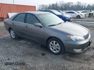 2006 Toyota Camry LE z VIN 4T1BF32K86U623211, wystawiony jako IAAI lot #41652049 z przebiegiem 180 965 mil mil oraz . Historia ofert i sprzedaży dostępna na DreamBid. Obrazek 1.